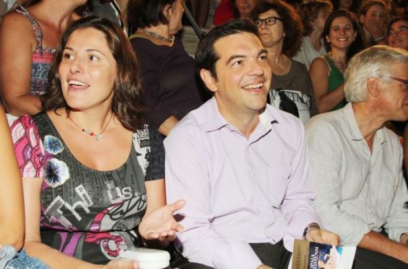 Στο εξωτερικό ξεψαχνίζουν την "κα. Πρωθυπουργού" Μπέτυ Μπαζιάνα