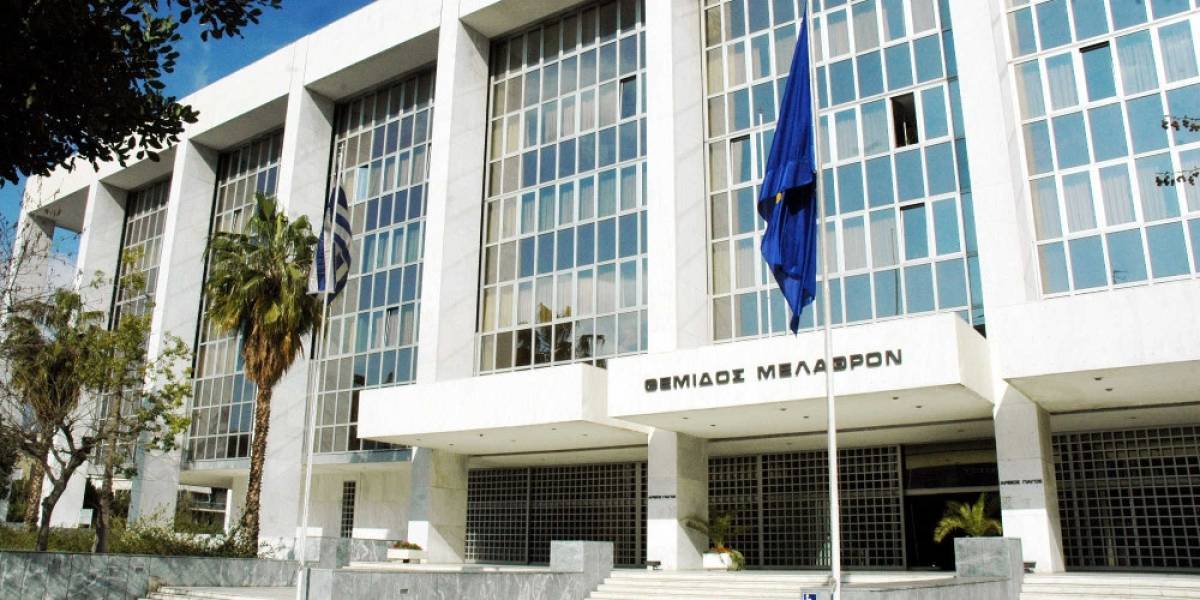 Εισαγγελικές πηγές παίρνουν θέση για τις «κουκούλες» της Novartis