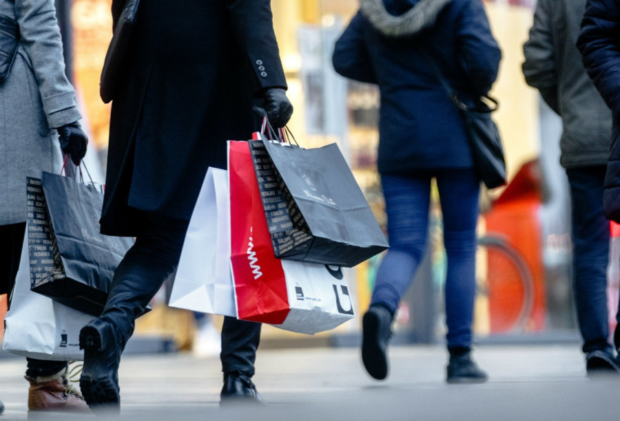 ΕΛΣΤΑΤ: Ετήσια αύξηση τζίρου 6,9% στο λιανεμπόριο τον Δεκέμβριο