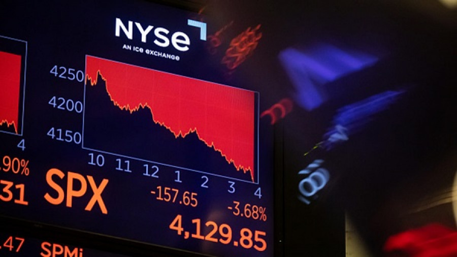 Η χειρότερη συνεδρίαση της τελευταίας 2ετίας για τη Wall Street