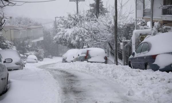 Τα ακραία καιρικά φαινόμενα θα συνεχιστούν προειδοποιεί η ΕΜΥ