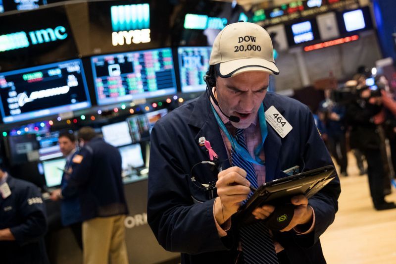 «Αναβάλλει» ξανά τις 20.000 μονάδες ο Dow Jones