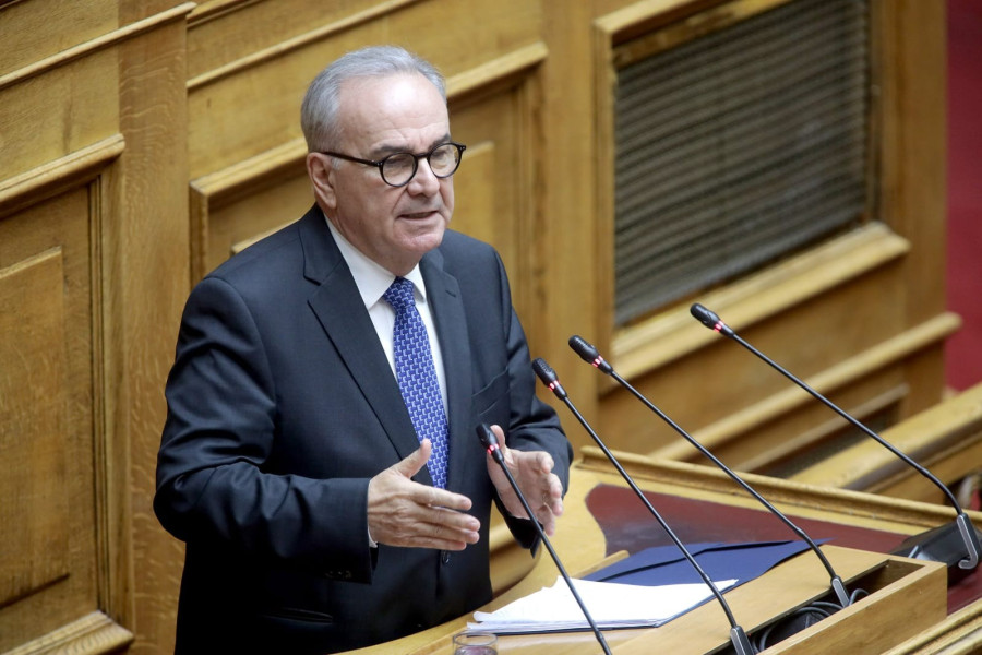 Παπαθανάσης: ΕΣΠΑ - Υπηρεσίες υποστήριξης για την ένταξη φοιτητριών και φοιτητών στην αγορά εργασίας