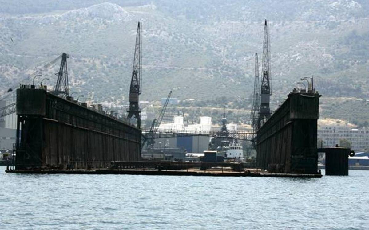 Νεώριο: Τι απαντά ο Ταβουλάρης στις καταγγελίες μελών του Δ.Σ.