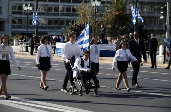 Ξανά μαθητική παρέλαση έπειτα από δύο χρόνια στην Αθήνα