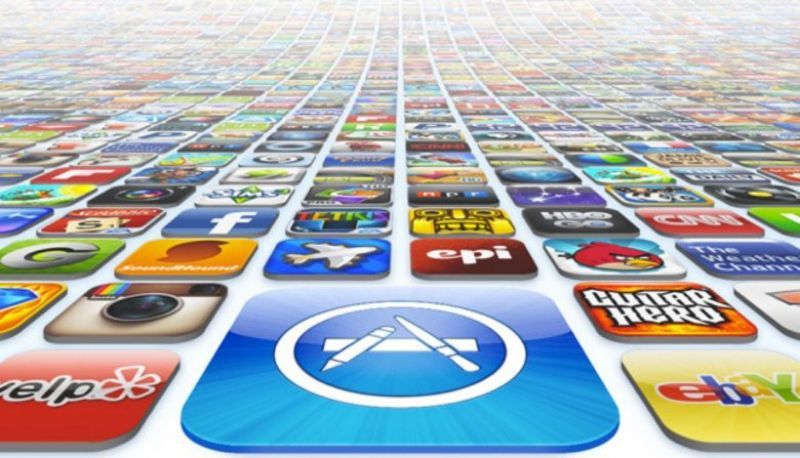 Η Apple γράφει ιστορία με 250.000 εφαρμογές προς πώληση
