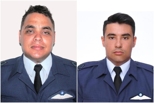 Πτώση Canadair: Συγκινητική τελετή στο Υπουργείο Άμυνας για τους πιλότους