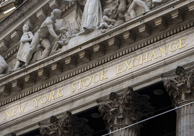 Σε θετική ρότα παραμένει η Wall Street