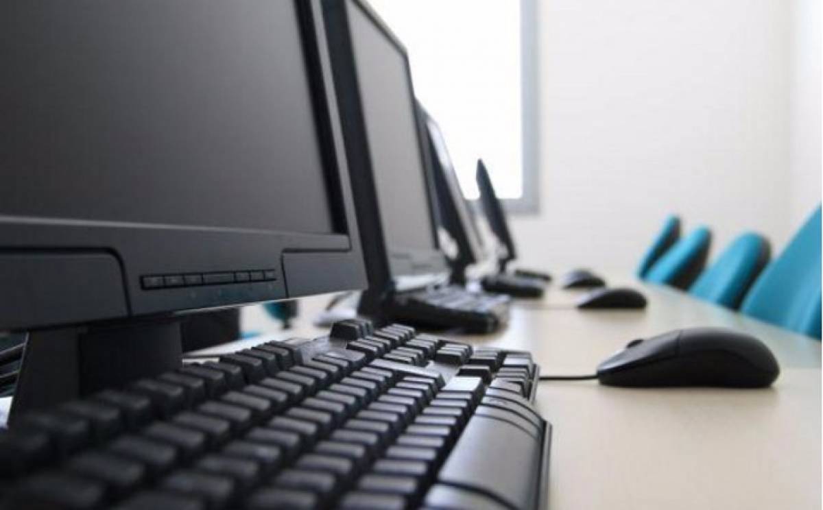 Πάνω από 400 σχολεία αποκτούν κάθε εβδομάδα ταχύτερο ίντερνετ