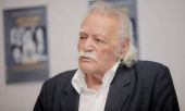 Γλέζος: Ντρέπομαι για τον Τσίπρα που παρέδωσε ολοκληρωτικά τη χώρα