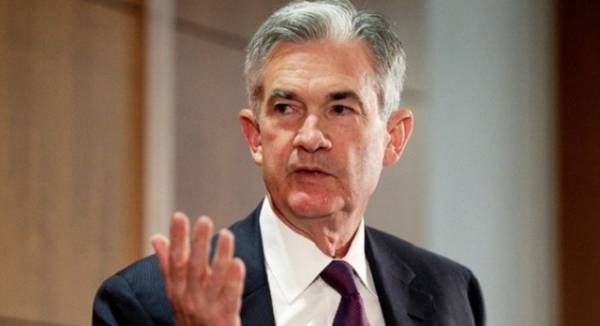 Πάουελ (Fed): Οι προϋποθέσεις για αύξηση των επιτοκίων