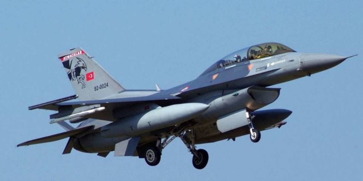 Αιγαίο: 30 παραβιάσεις του εναέριου χώρου από τουρκικά κατασκοπευτικά