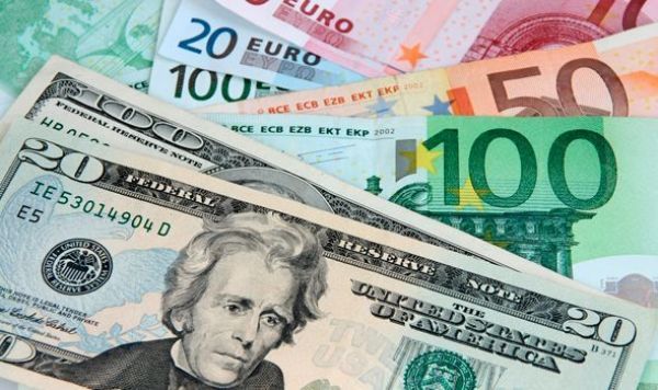 Αγορά συναλλάγματος: Οριακή άνοδος του ευρώ έναντι του δολαρίου