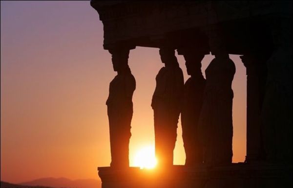FAZ: Η Ελλάδα μπορεί να ανήκει στην κορυφή