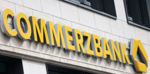 Commerzbank: Η αποτίμηση ξεπερνά τα Є30 δισ.-Ανανεωμένο ενδιαφέρον από UniCredit