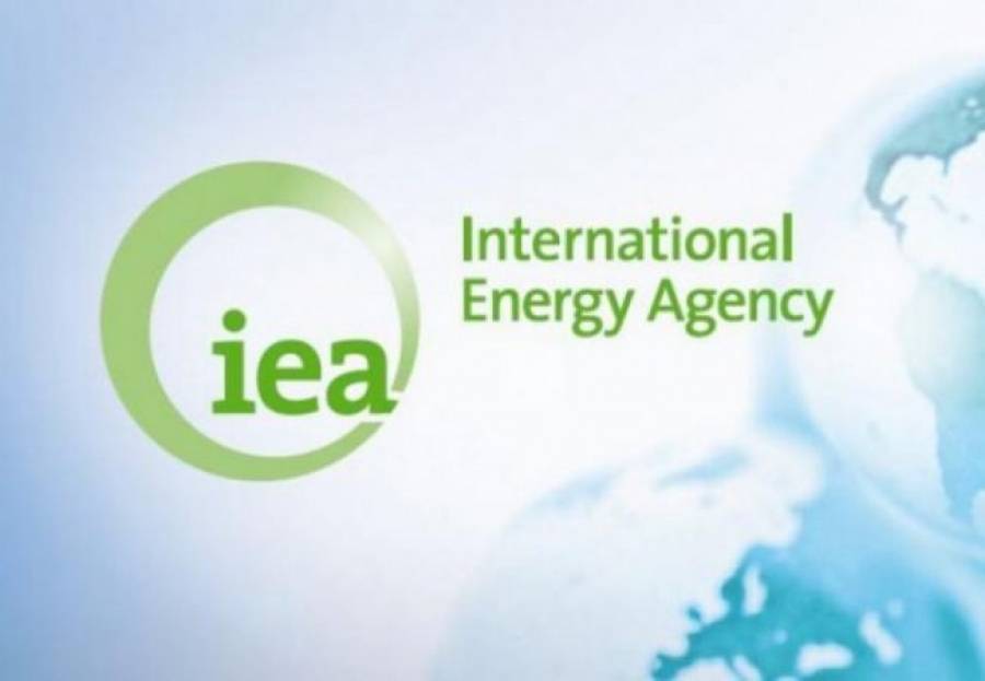 IEA: Μειωμένη η παγκόσμια ζήτηση πετρελαίου το 2022