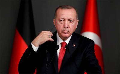 Εισηγήσεις στον Ερντογάν να αλλάξει απόφαση για τους πρέσβεις