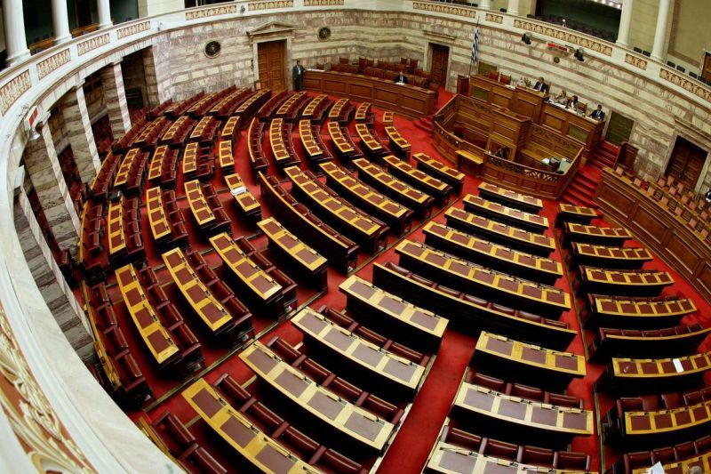 Εκτός Βουλής πολλά γνωστά στελέχη της ΝΔ και του ΠΑΣΟΚ