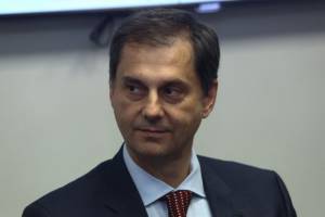 Θεοχάρης: Σύσκεψη με φορείς του τουριστικού κλάδου στην Εύβοια