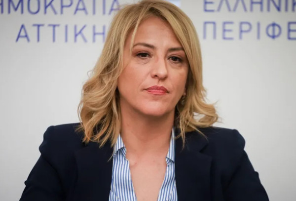 Δούρου: Η Ελλάδα συρρικνώνεται με ευθύνη της κυβέρνησης