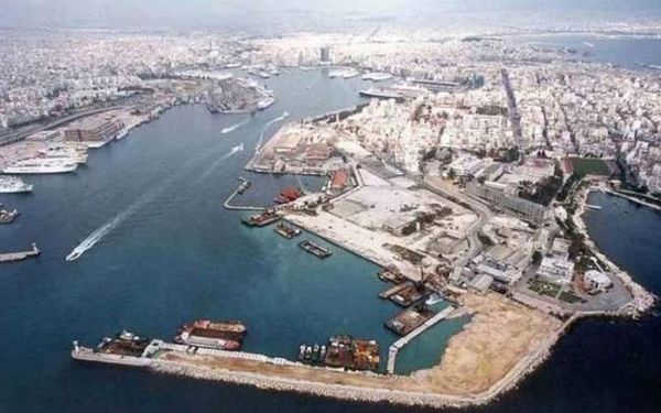 Guardian: Καταδικασμένο να αποτύχει το σχέδιο ιδιωτικοποιήσεων στην Ελλάδα