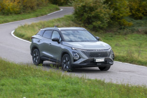 OMODA 5 SHS-H: Η νέα υβριδική τεχνολογία SHS σε ένα σύγχρονο crossover