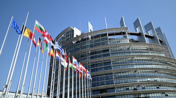 Ευρωκοινοβούλιο: Ευχολόγια και εκκλήσεις για κατάπαυση του πυρός στην Γάζα