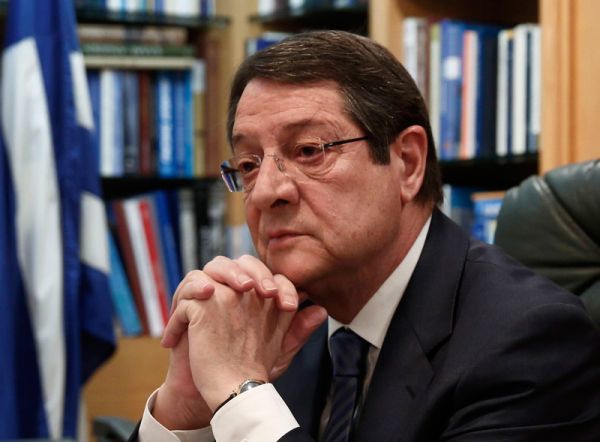 Ο Νίκος Αναστασιάδης, κυριολεκτικά… τα σπάει! (video)