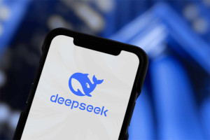 DeepSeek: Μετέφερε δεδομένα χρηστών της χωρίς τη συγκατάθεση τους