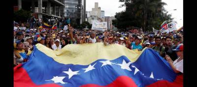 Βενεζουέλα: Μαδούρο και Γκουαϊδό καλούν σε νέες διαδηλώσεις