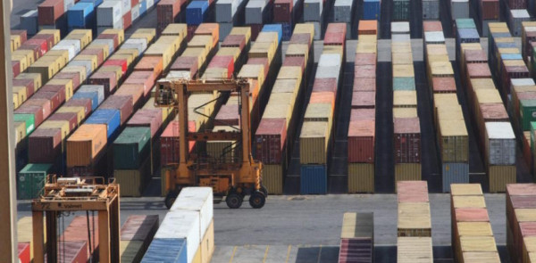 ΠΣΕ: Υποχώρηση των εξαγωγών τον Ιανουάριο με παράλληλη υποχώρηση του εμπορικού ελλείμματος