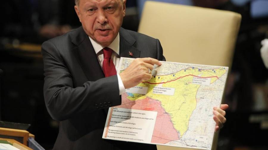 Ο Ερντογάν... βάφτισε «Πηγή Ειρήνης» την εισβολή στη Συρία