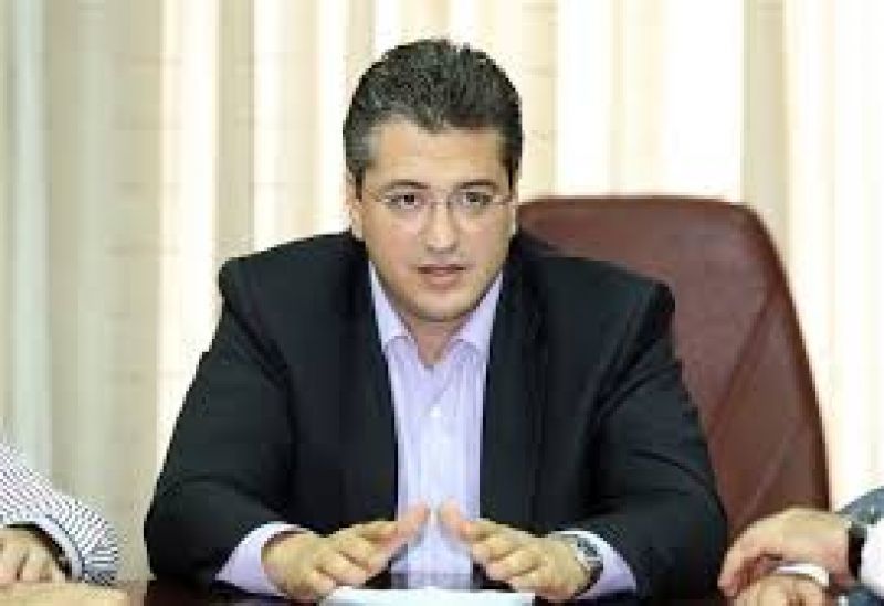 Τζιτζικώστας: Οι ψηφοφόροι δεν χρειάζονται γραμμή
