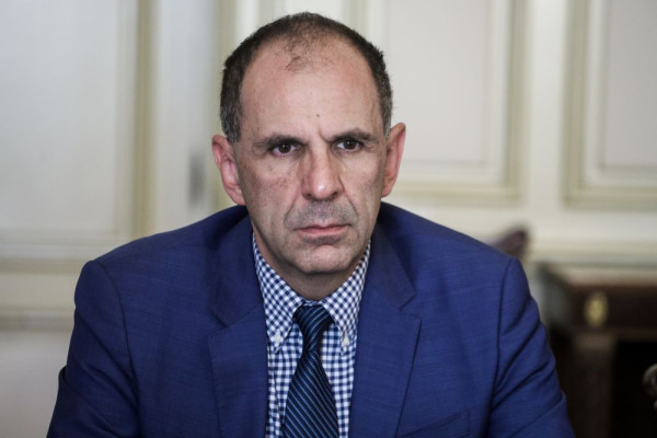 Γεραπετρίτης από Κίεβο: Δυνατότητα μεταφοράς σιτηρών μέσω λιμανιών της Β.Ελλάδος