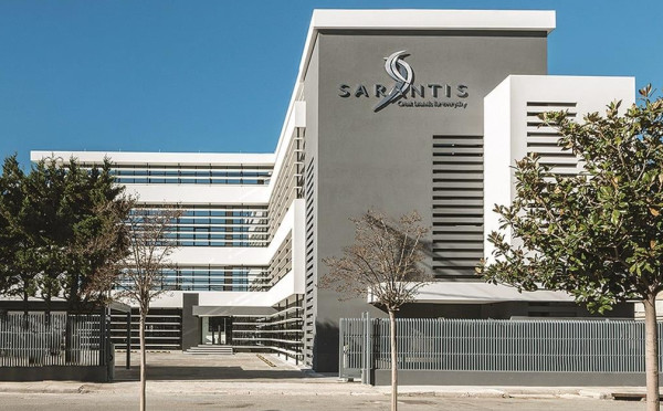 Sarantis: Πρόεδρος ο Κυριάκος Σαράντης - CEO ο Γιάννης Μπούρας