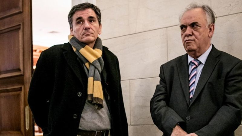 Επιστολή Τσακαλώτου-Δραγασάκη στους θεσμούς για τις τράπεζες