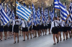 28η Οκτωβρίου: Οι εμβολιασμοί θα κρίνουν τις παρελάσεις, λένε ειδκοί
