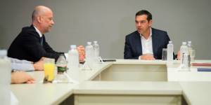 Τι λέει ο ΣΕΤΕ για τα «δωμάτια» καραντίνας-Επικριτικός ο Τσίπρας