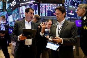 Τραπεζοκεντρική άνοδος για τη Wall Street-Ώθηση δίνουν και τα μάκρο