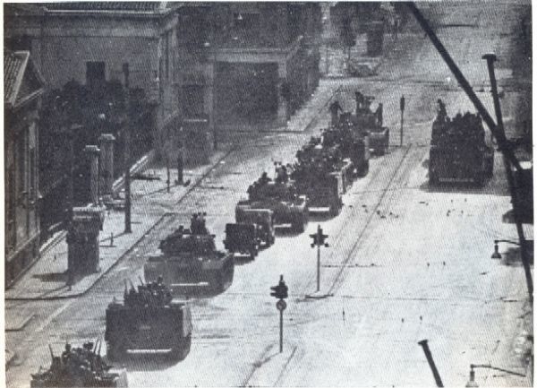 Μηνύματα των κομμάτων για τη μαύρη επέτειο της 21ης Απριλίου