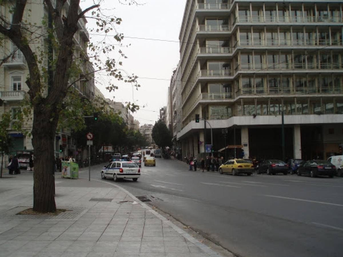 Κυκλοφοριακές ρυθμίσεις στη Φιλελλήνων την Κυριακή