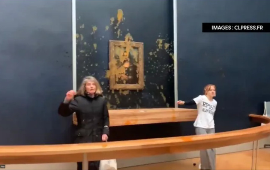 Μόνα Λίζα: Δεν υπέστη ζημιές ο πίνακας του Ντα Βίντσι μετά την επίθεση των ακτιβιστών