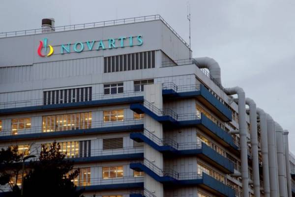 Novartis: Ποινικές διώξεις σε μη πολιτικά πρόσωπα