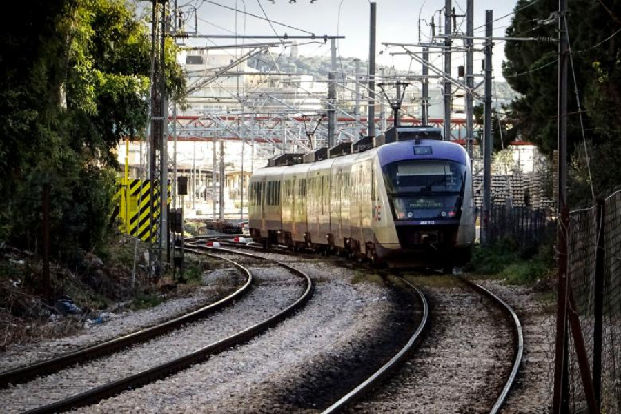 Σε τροχιά υλοποίησης το σιδηροδρομικό έργο Αίγιο-Ρίο: Οι νέοι σταθμοί