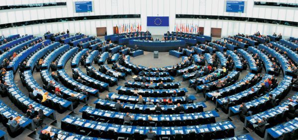 Ευρωβουλή: Διασκοσμητικός ο ρόλος της στα προγράμματα προσαρμογής!