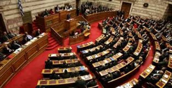 Με 168 "Ναι" και 132 "Παρών" ολοκληρώθηκε η ψηφοφορία για ΠτΔ- Εκλογές στις 25 Ιανουαρίου