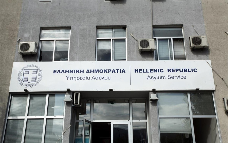 Υπουργείο Μετανάστευσης και Ασύλου: Παραιτήθηκε ο υποδιοικητής της Υπηρεσίας Ασύλου