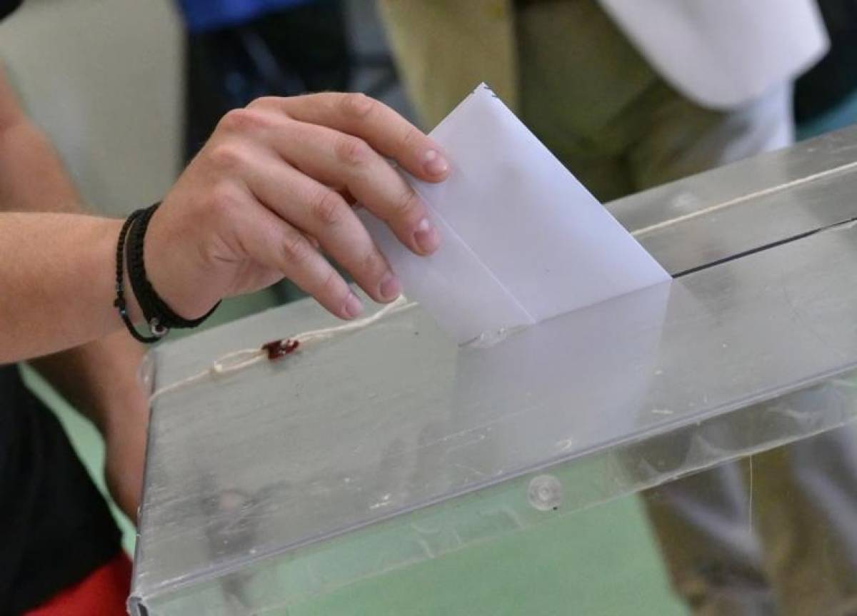 Σε πρόωρες εκλογές οδεύει η Ρουμανία