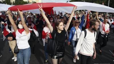 Λευκορωσία: Τέσσερις ακόμα χώρες ανακαλούν τους πρεσβευτές τους