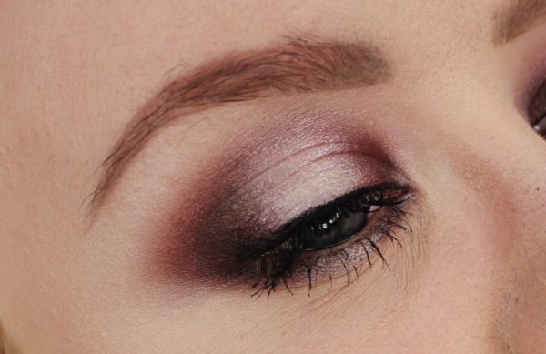 Halo Eyes - Το νέο super trend στο μακιγιάζ (VIDEO)